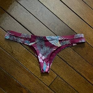 NWOT Billabong bikini bottom